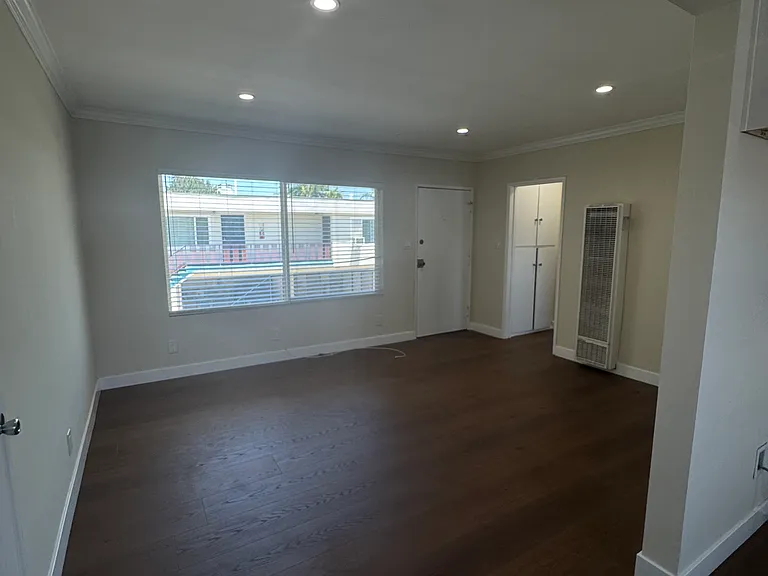 15530 S Budlong Pl #5 — Photo 3