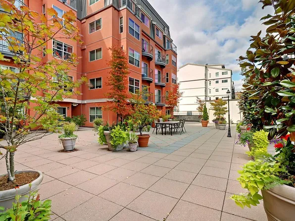 Villa Appia, 12300 31st Ave NE #1-209, Seattle, WA 98125