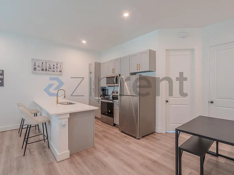 4610 Indie Heights Ln #B — Photo 11