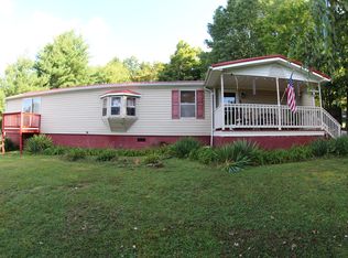 1975 Breezy Ridge Rd, Woodlawn, VA 24381