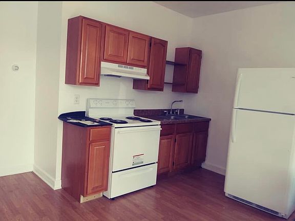 2nd image of 677 N Locust St #1