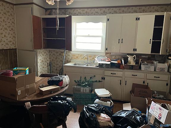 5th image of 1205 S 11th St