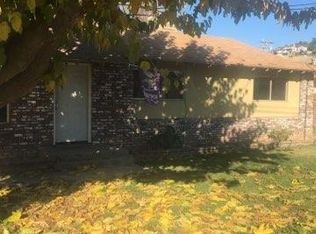618 La Vida Ave, Porterville, CA 93257