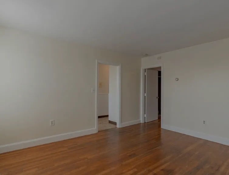 132 Emerson St #33 — Photo 5