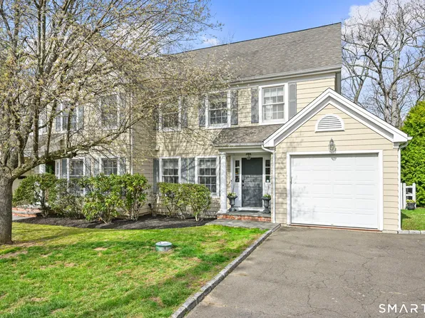 72 Summer Street #B, New Canaan, CT 06840