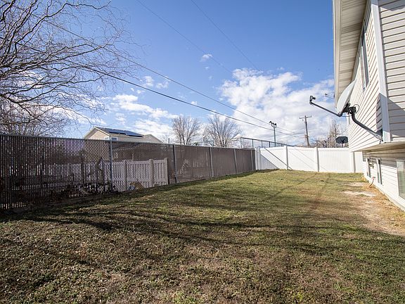 2nd image of 1173 Wimbledon Ridge Ln