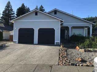 501 Rosichelli Ln, Brookings, OR 97415