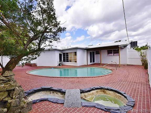 2nd image of 3540 SW 15th Ct