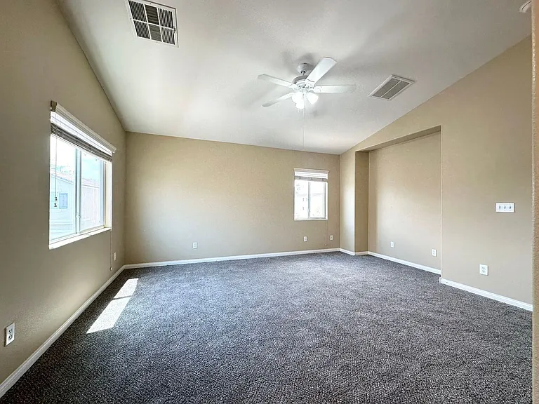 9539 Grandview Spring Ave — Photo 3