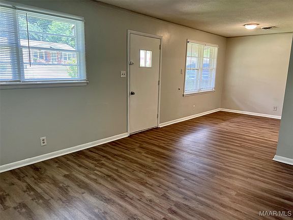 2nd image of 3316 Loch Haven Rd