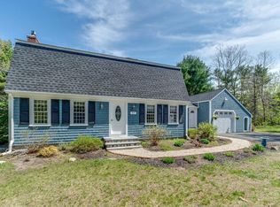 47 Summer St, Duxbury, MA 02332