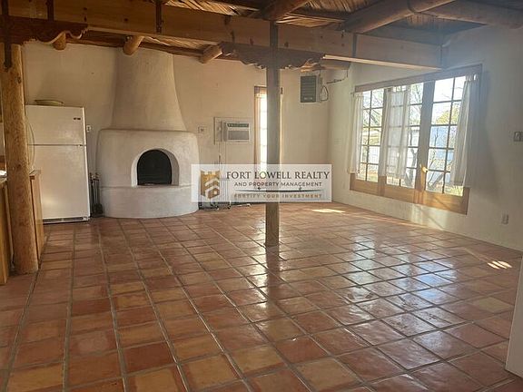 4th image of 2747 S Kinney Rd