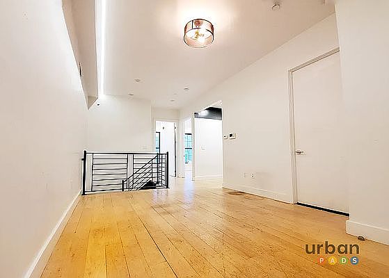 1st image of 1354 Bedford Ave #1R