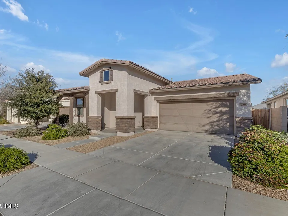 22841 S 225th Pl