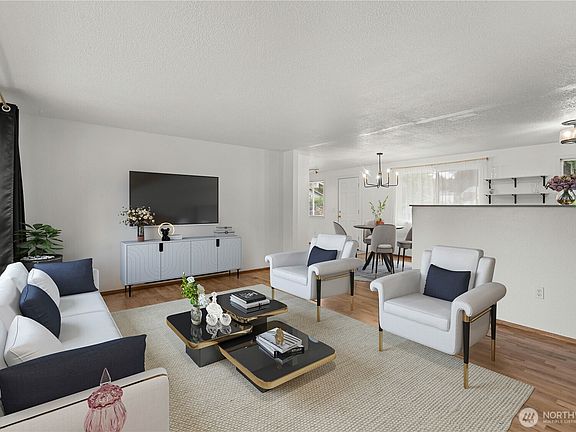 4th image of 2312 Oak Drive