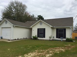 107 Walker Cir, Crestview, FL 32539