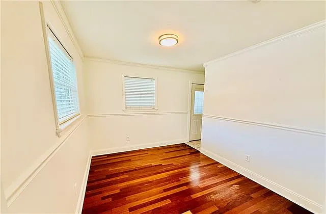 4009 Newlands St — Photo 18