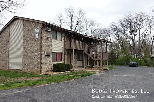 5 Lindbergh Cir #3 Photo 1