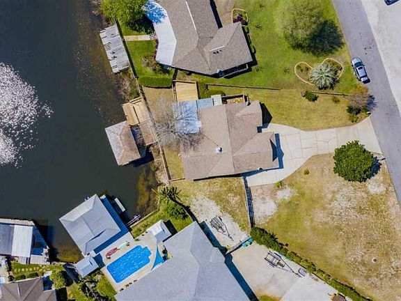 2nd image of 3217 Quiet Water Ln