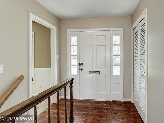 4th image of 5020 Kingston Dr