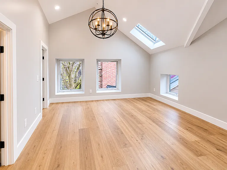 300 Somerville Ave #I — Photo 8