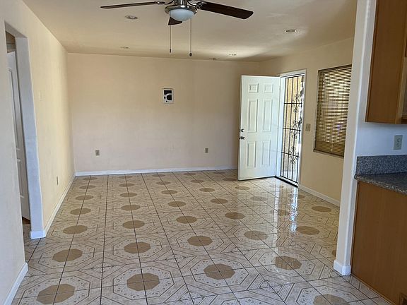 5th image of 5378 Imperial Ave #1