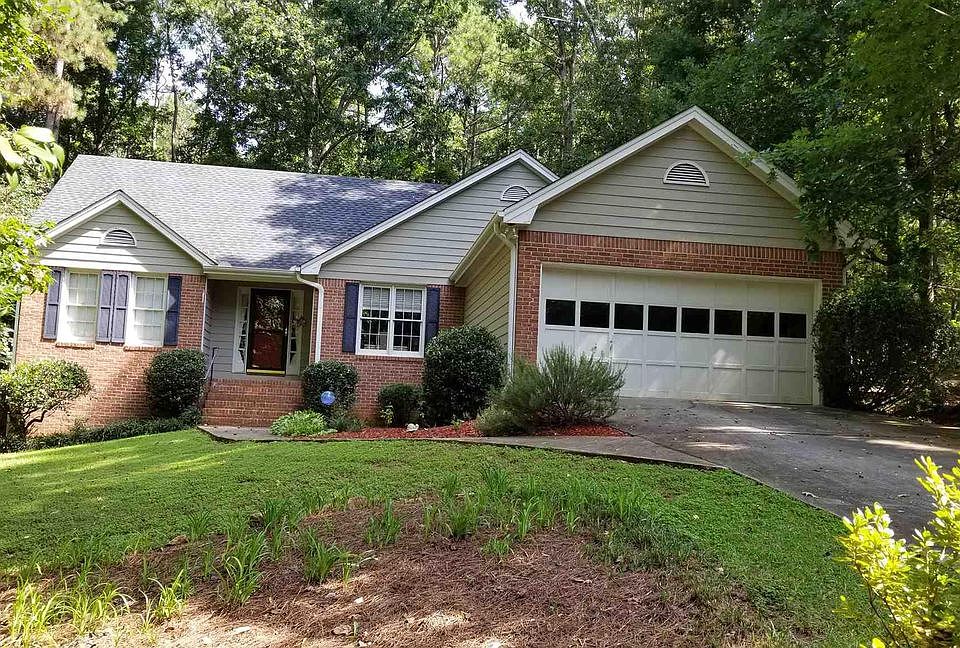 1st image of 1088 Plantation Blvd SE