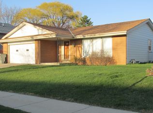 5406 S 9th St, Milwaukee, WI 53221