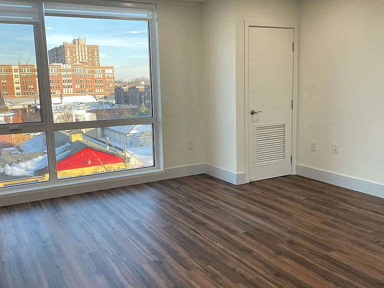 4906 Spruce St #403 — Photo 6