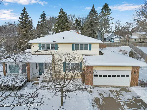 2321 Northampton Way, Lansing, MI 48912