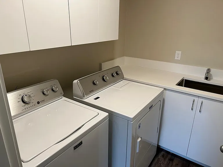 3115 Lewis Ave — Photo 15