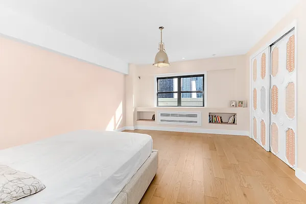 Rented by Douglas Elliman | media 17