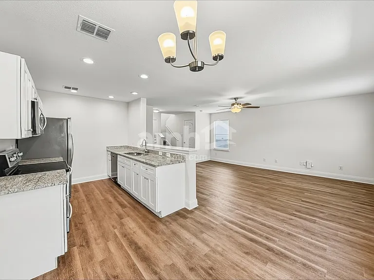 10815 Canter Spur — Photo 5