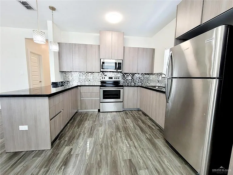 705 E Myrtle Beach Ave #3 — Photo 6