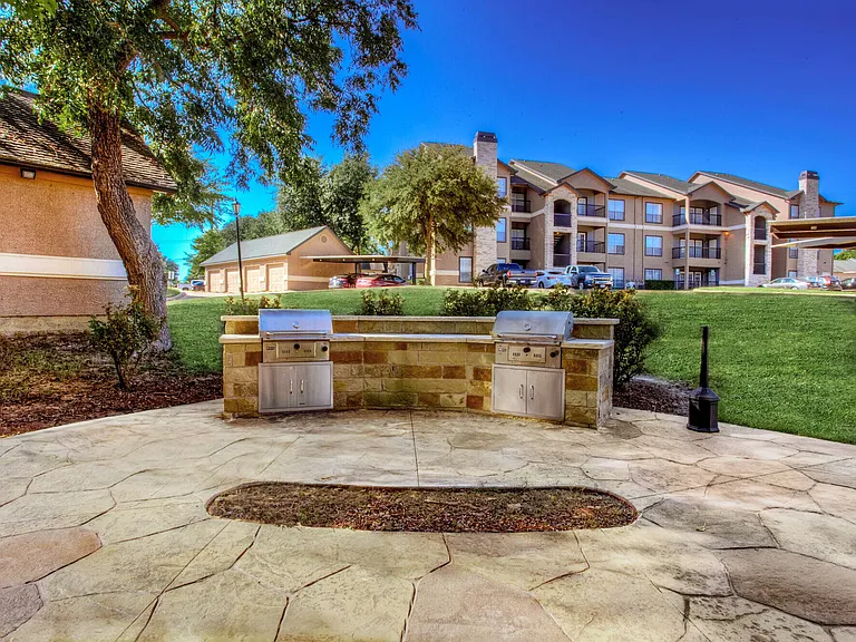 Waters Edge Villas — Photo 24