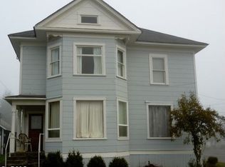 131 Ash St APT 3, Myrtle Point, OR 97458