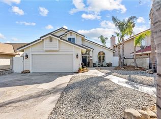 25148 Walnut St, Santa Clarita, CA 91321