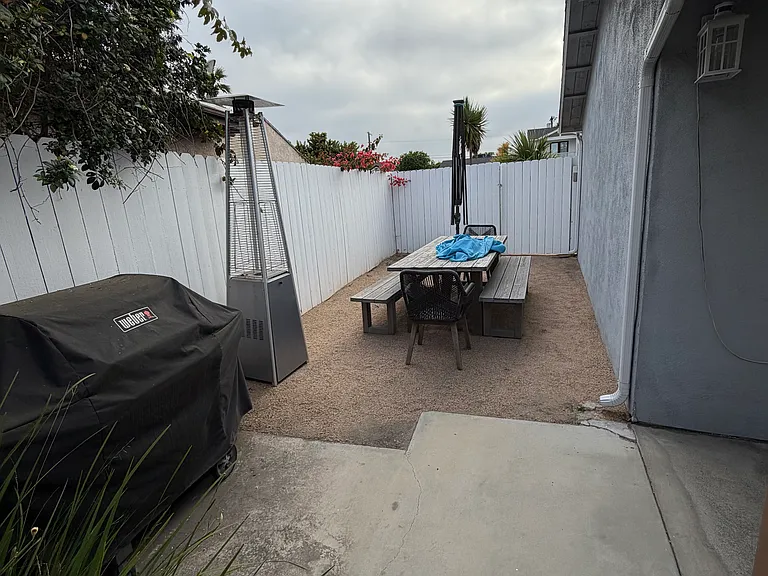 8116 Handley Ave — Photo 13