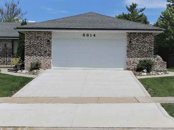 2nd image of 8814 Butterfield Ln
