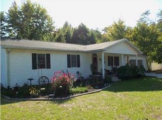 9837 W 575 S, Owensville, IN 47665