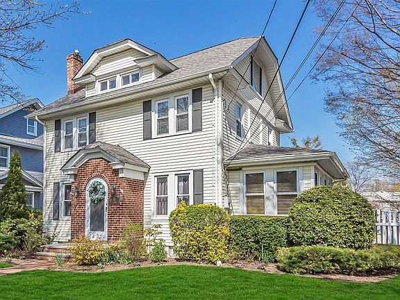 2nd image of 18 Grace Ave