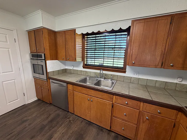14738 Faulkner Lake Rd — Photo 18