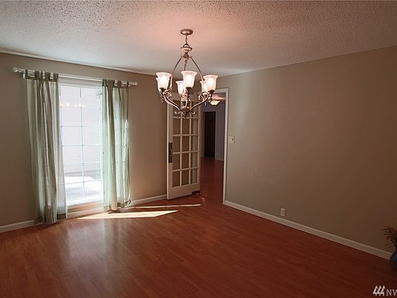 5th image of 6119 Glenwood Dr SW