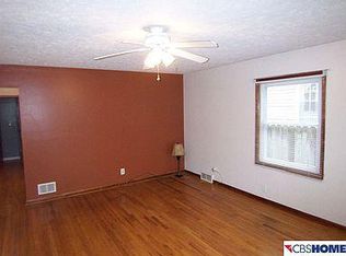 6513 Boyd St, Omaha, NE 68104