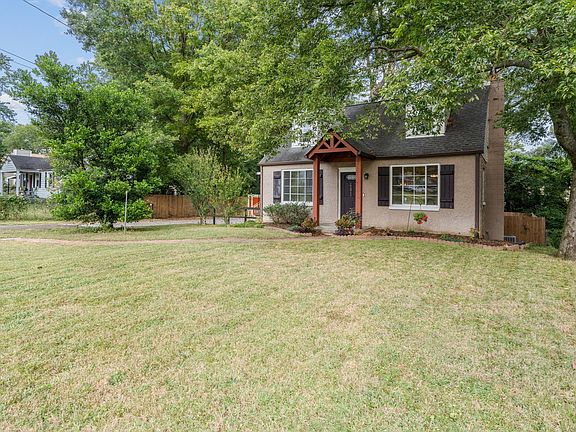 2nd image of 601 Idlewild Ave