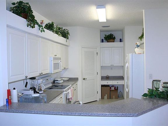 4th image of 117 Laurel Wood Way Unit 201