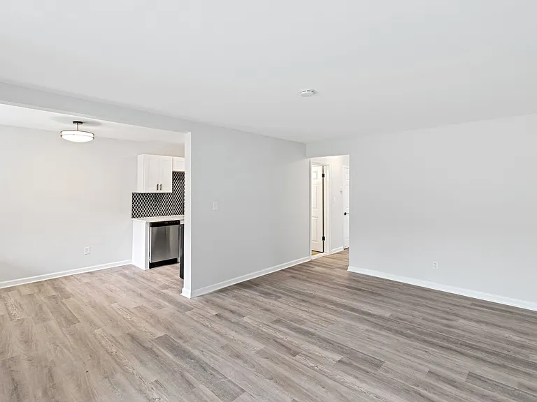 The Park on 13 Apartments - Royal Oak, MI — Photo 19