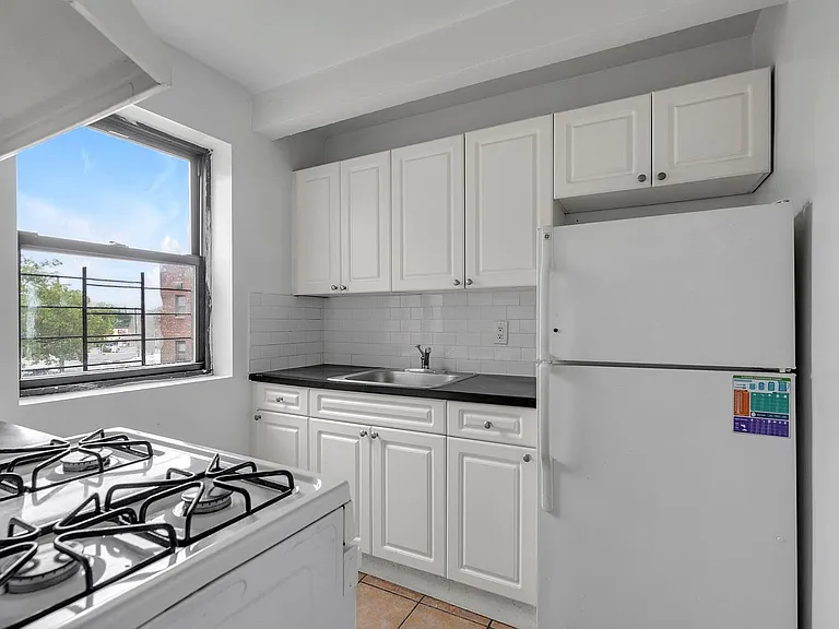 221-56 90th Ave #3 — Photo 9