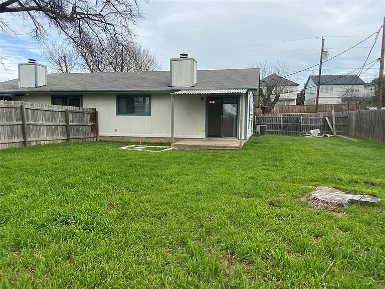 12800 Old San Antonio Rd #A — Photo 32