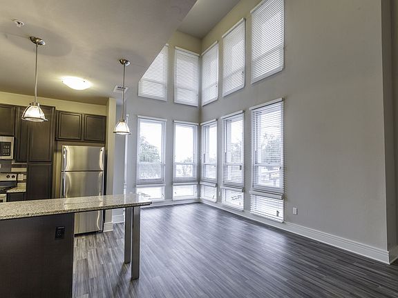 5th image of 250 N 5th St APT 2302